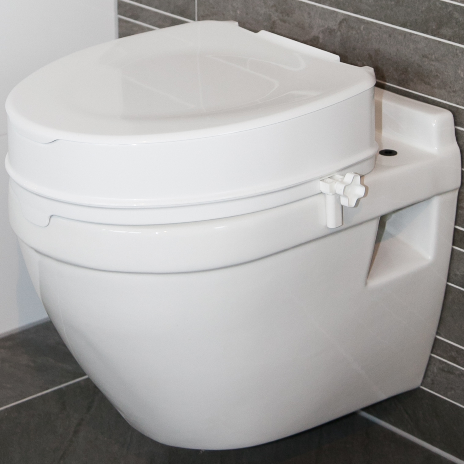 WC verhoger met deksel 10 cm
