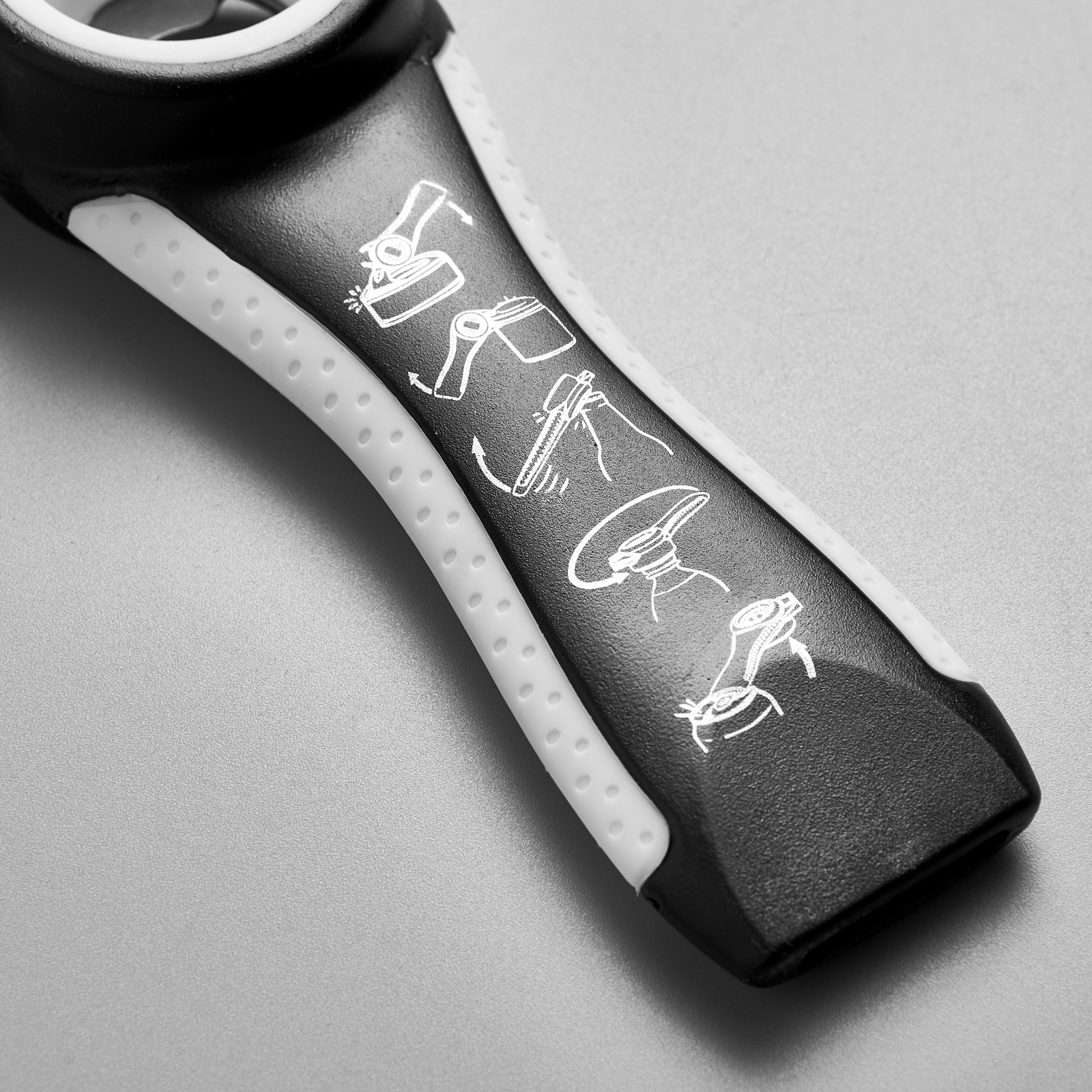 5 in 1 opener detail