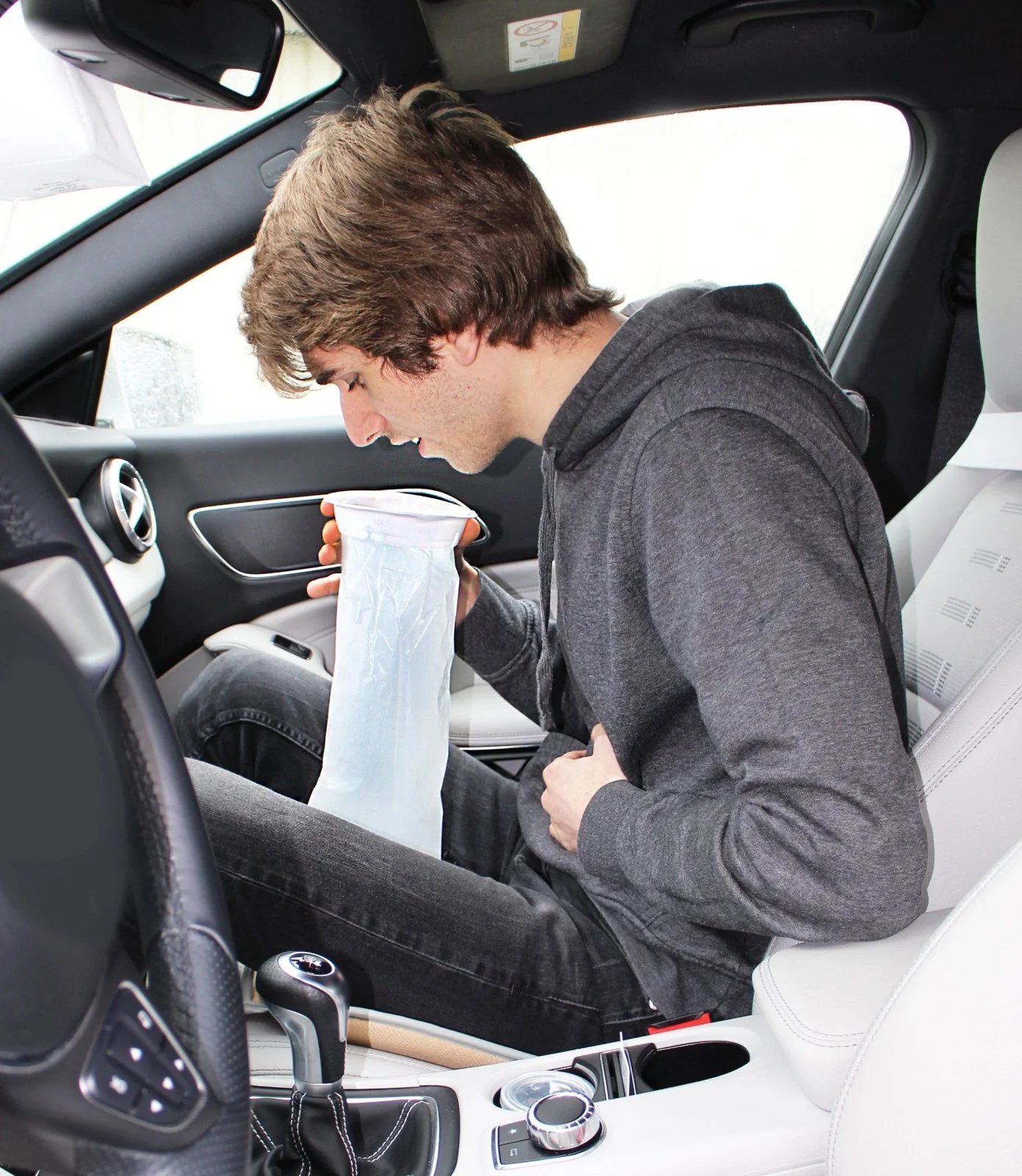 spuugzakjes auto