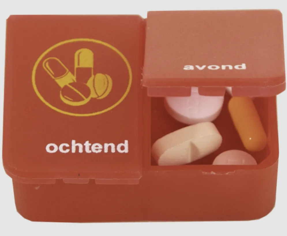 klein pillendoosje 1-dag rood